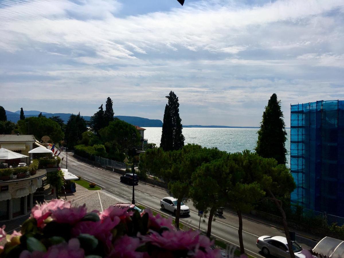 Taverna Affittacamere Gardone Riviera Exteriör bild