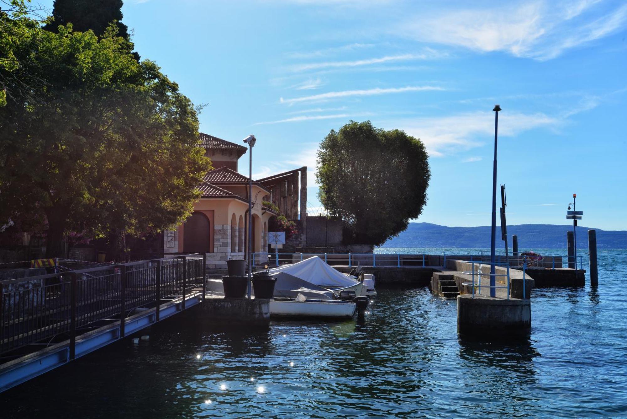 Taverna Affittacamere Gardone Riviera Exteriör bild