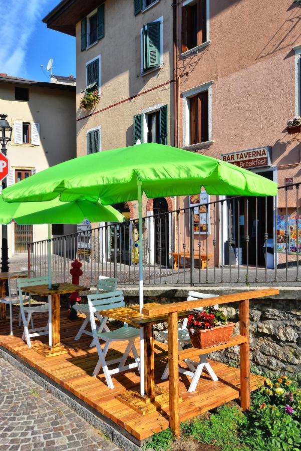 Taverna Affittacamere Gardone Riviera Exteriör bild